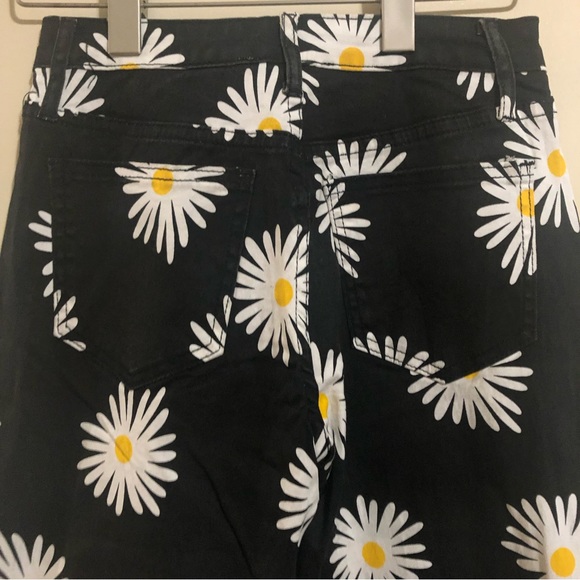 Daisy Print Fringe Bell Bottom Jeans - Picture 10 of 12